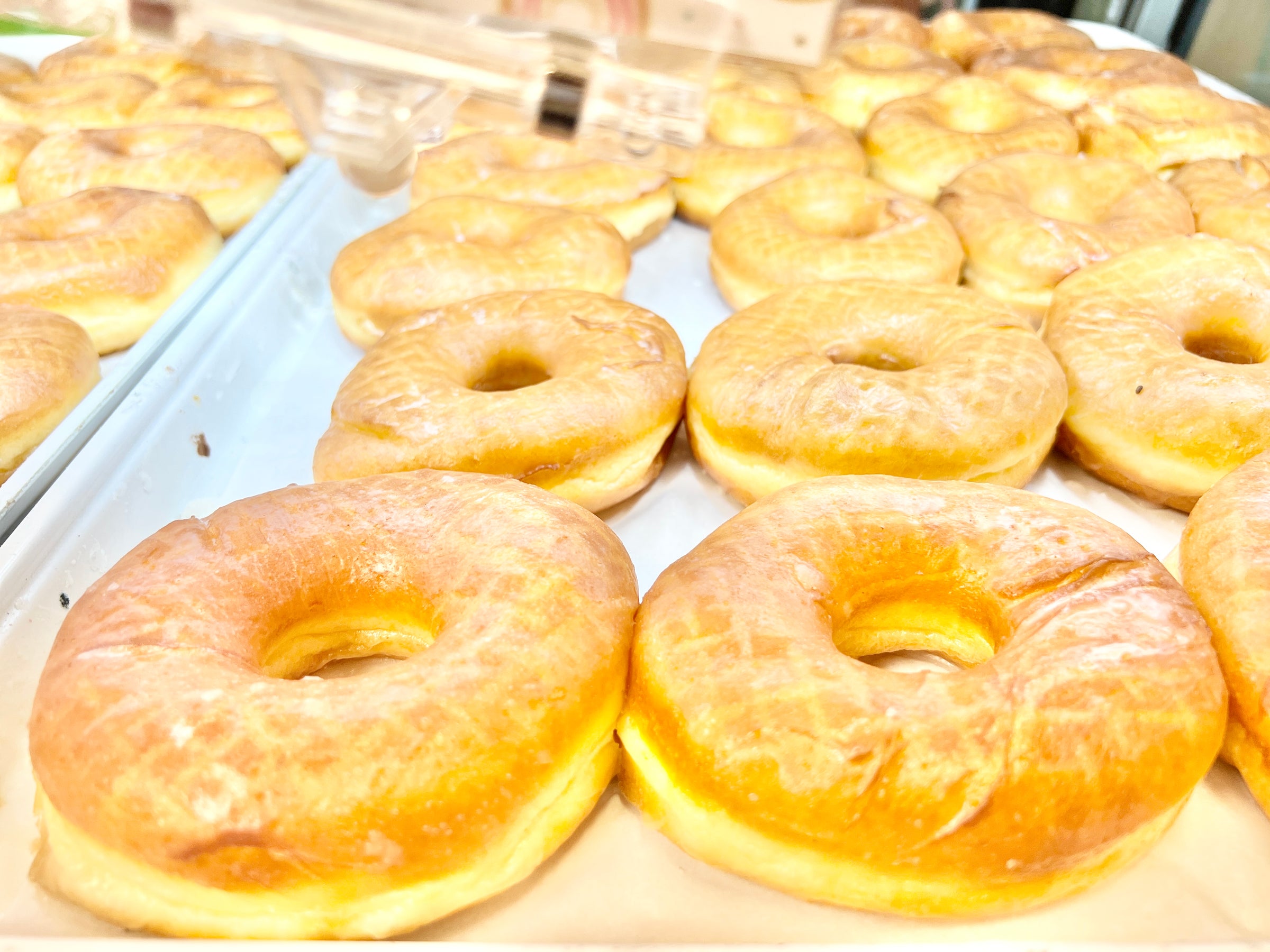 doughnuts 6_e75b7bb0-e6e7-4900-a68e-